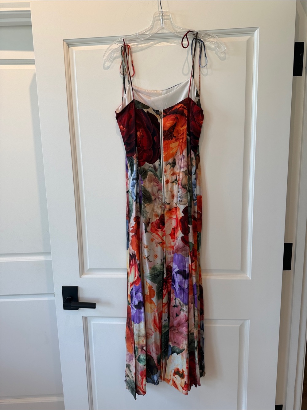 Alice + Olivia ‘Storm Floral’ Maxi Dress - NWT Size 6 - Picture 2 of 9